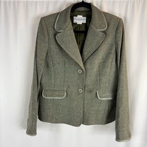 Vintage Madonna Collection women Blazer.   size:9p color: Gray